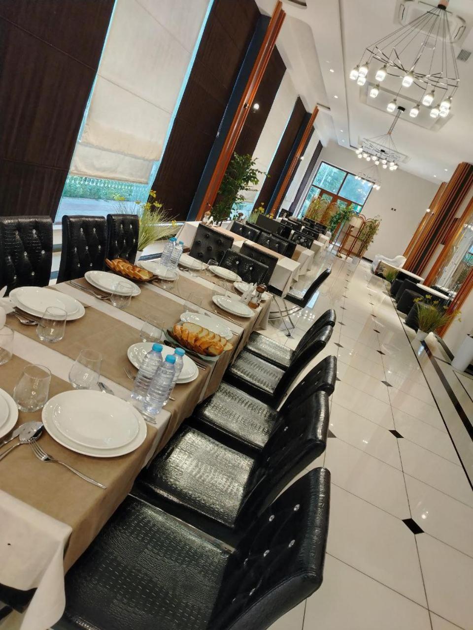 Ziyorat Luxury Hotel Fargʻona Exterior foto